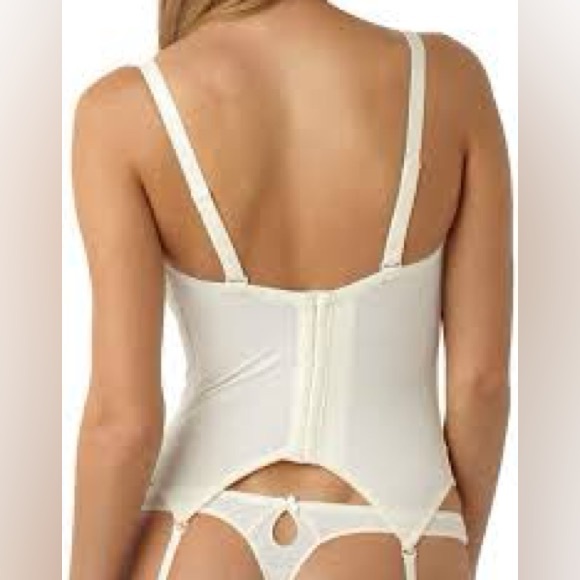 PANACHE Ivory Evie Bridal Basque - Picture 2 of 5